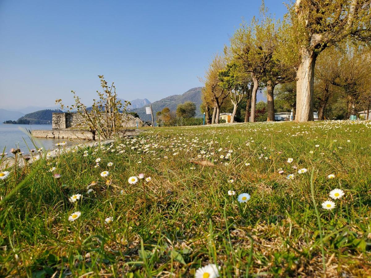 Camping Pilzone Hotel Iseo Exterior photo