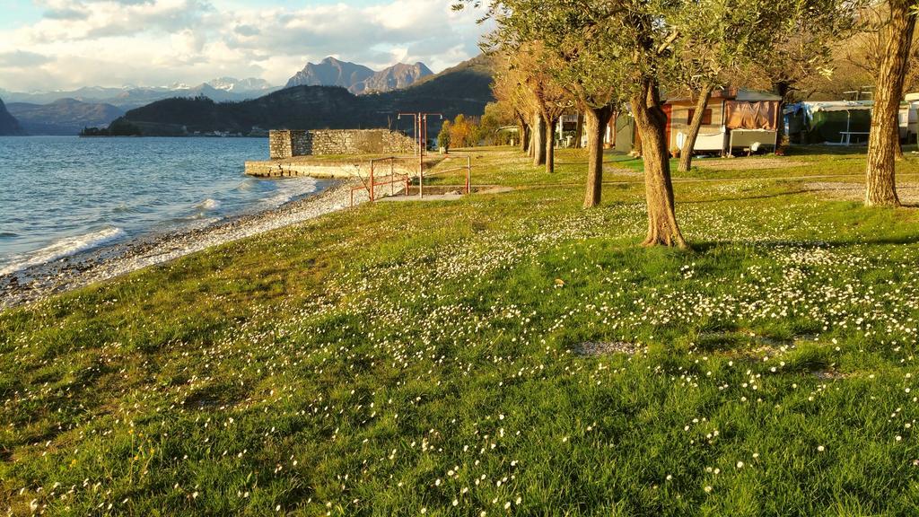Camping Pilzone Iseo Exterior photo